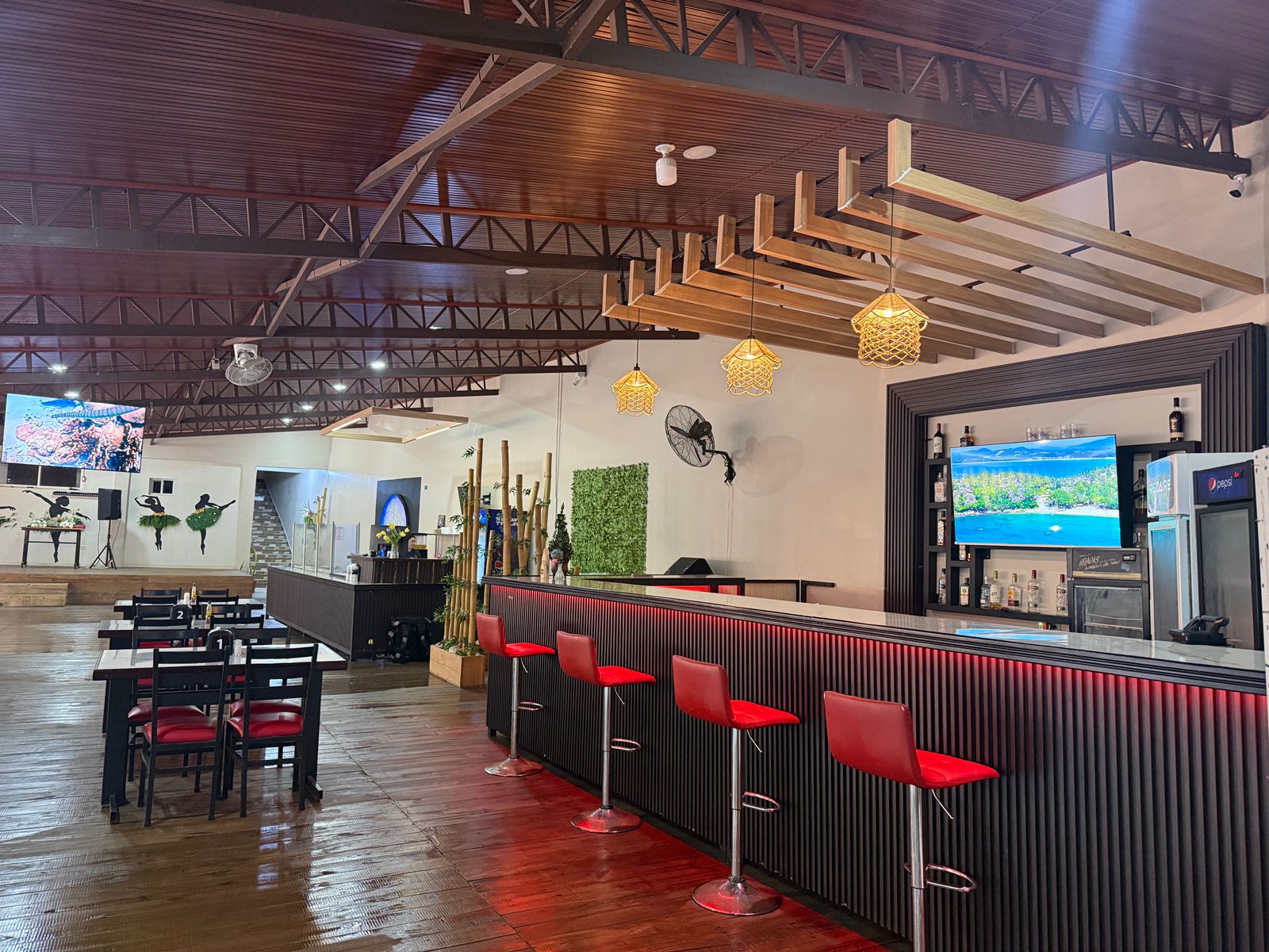 Área principal del restaurante Widom