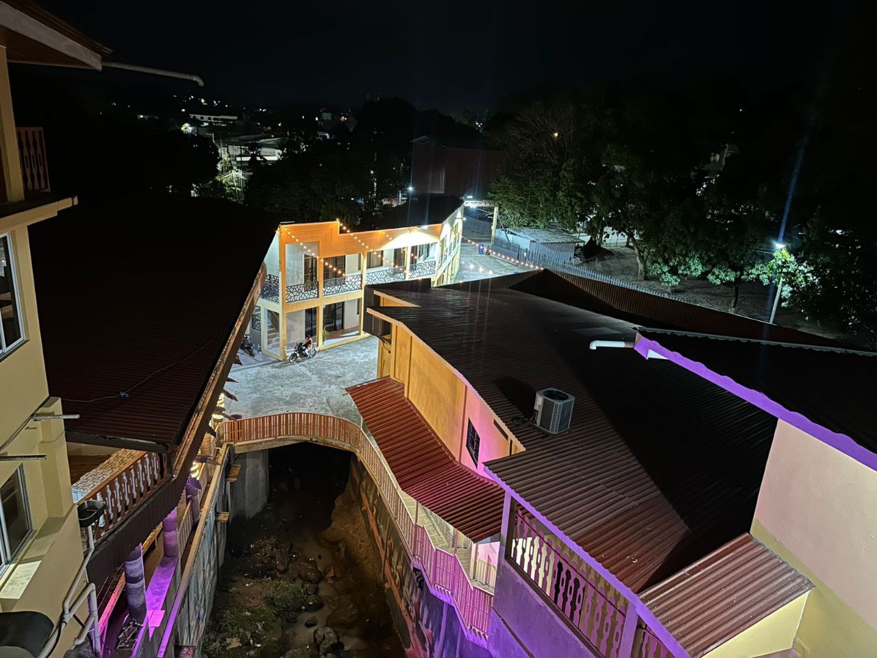 Ambiente interior del restaurante Widom